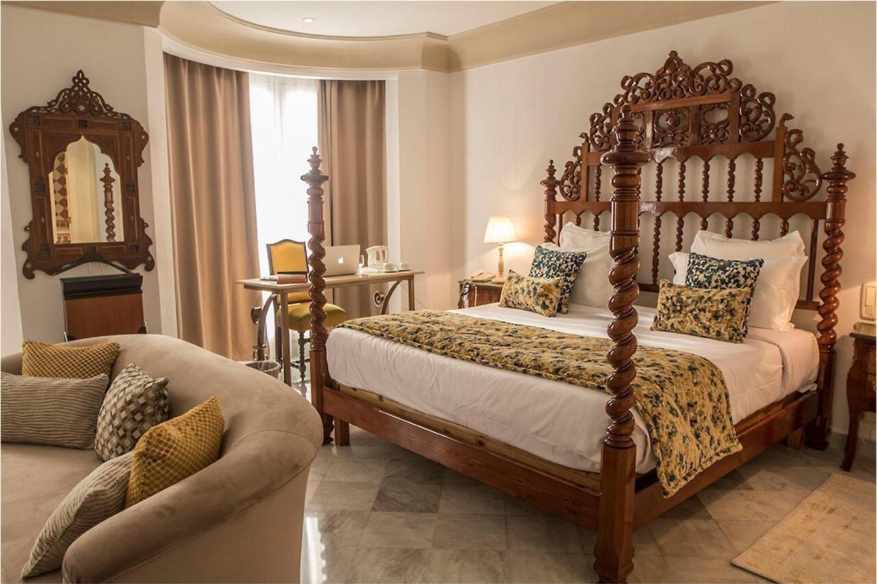 Hotel La Maison Blanche Tunis Exterior photo A bedroom at the hotel