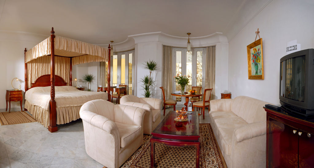 Hotel La Maison Blanche Tunis Exterior photo Suite